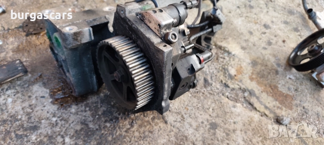 Гнп 82 00 456 693 / 0 445 010 075 Opel Vivaro 1.9CDTI-101к.с. - 280лв, снимка 2 - Части - 52639794