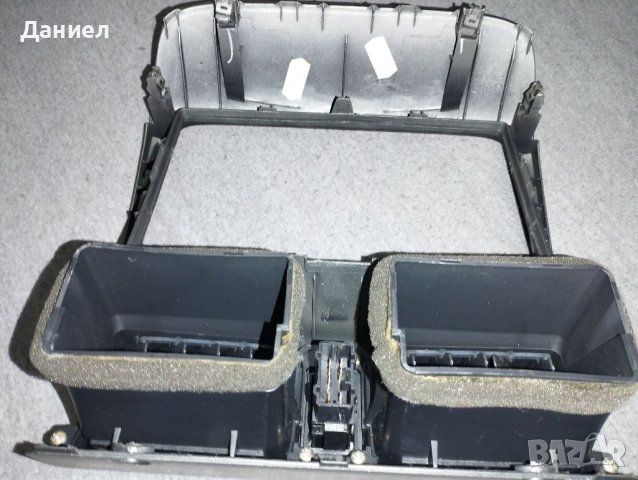 Honda CR-V 2средна конзолоа, снимка 3 - Индустриална техника - 38452250