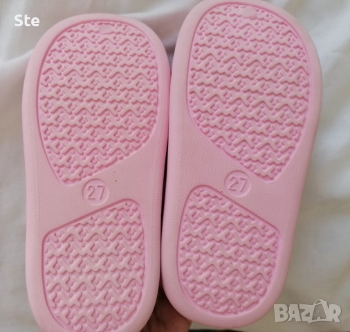 Розови кроксове 27 номер, снимка 2 - Детски сандали и чехли - 51785082
