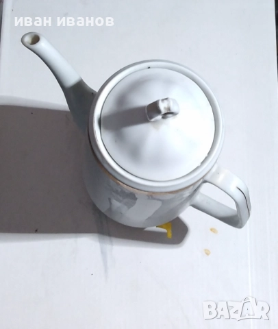 порцеланов чайник 