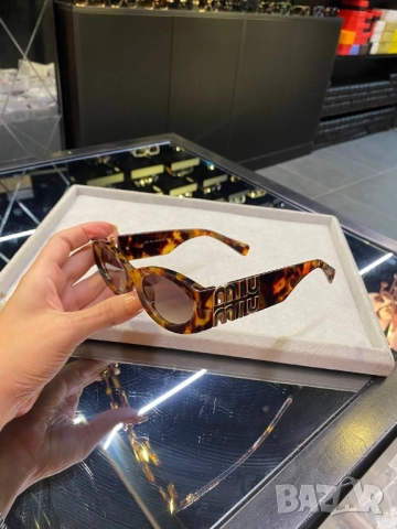 очила с черен обикновен калъф и ув защита Tom Ford miu miu , снимка 9 - Слънчеви и диоптрични очила - 51447703