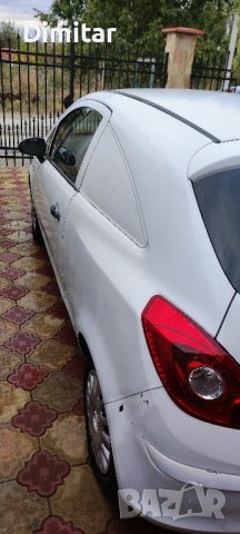Опел Корса Д 1.2 бензин , снимка 3 - Автомобили и джипове - 42960102