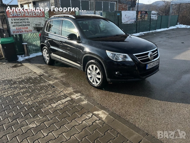 Vw Tiguan 2.0 TDI автомат, снимка 4 - Автомобили и джипове - 53407747