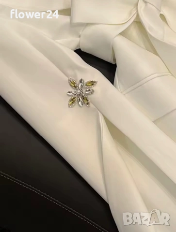 Бяло сако, размер S-M, снимка 5 - Сака - 53305038