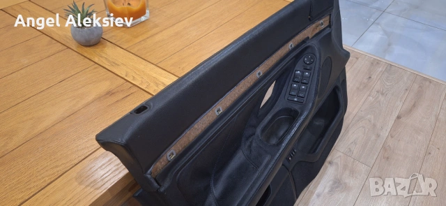 BMW E38 2броя предни шити кори, снимка 2 - Части - 53420247