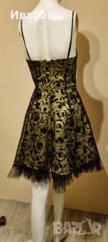 Дамска елегантна рокля уникат, снимка 2 - Рокли - 42979112