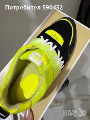 Оригинални сникърси Hugo Guess, снимка 4 - Маратонки - 53324138