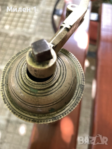 Стара бронзова мелница, снимка 4 - Антикварни и старинни предмети - 52741635