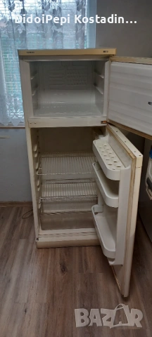 Продавам хладилник SIEMENS , снимка 2 - Хладилници - 53429896