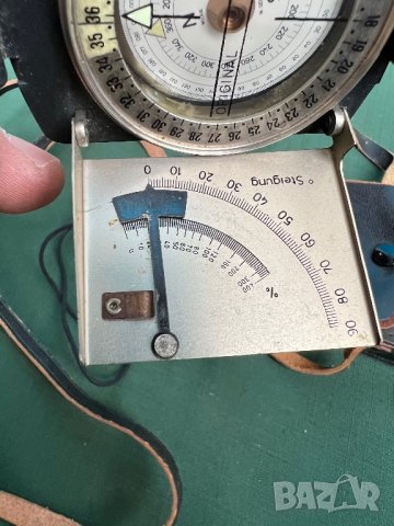 Продавам немски военен компас от войната, снимка 3 - Други ценни предмети - 40207076