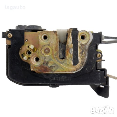 Брава предна дясна врата Mazda 2 I (DY) 2003-2007 ID: 120554, снимка 3 - Части - 44141027