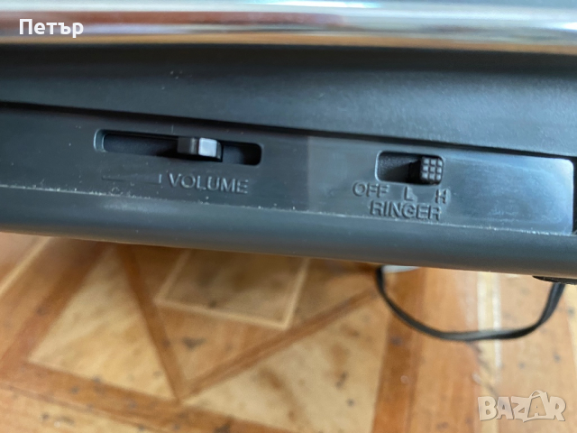 Безжичен телефон Philips, снимка 4 - Стационарни телефони и факсове - 36538480