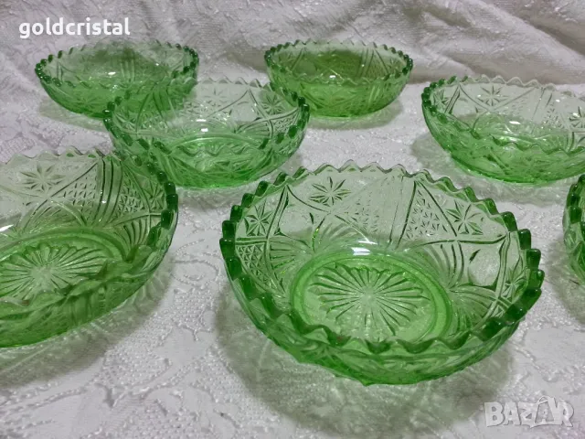 Стъклени купички цветно стъкло , снимка 5 - Антикварни и старинни предмети - 39732603