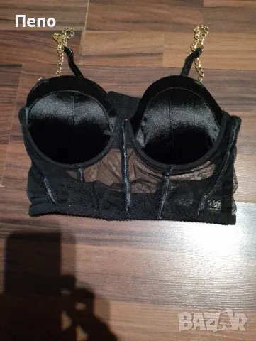 Стилно бюстие