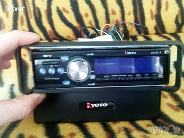 Автокасетофон , снимка 6 - Радиокасетофони, транзистори - 28605439