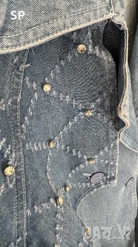 Ново Дълго дънково яке с камъни, снимка 2 - Якета - 47506340