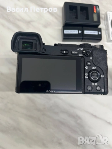 Sony A6300 + обективи и пълно оборудване, снимка 6 - Обективи и филтри - 53369308