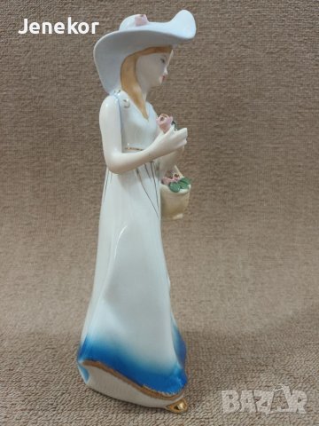 Статуетка Crown Regal , снимка 4 - Антикварни и старинни предмети - 40598116