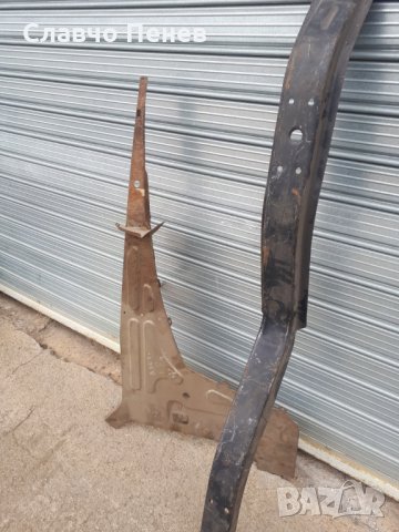 Капак преден и ламарини за Москвич Алеко, снимка 3 - Части - 14960142