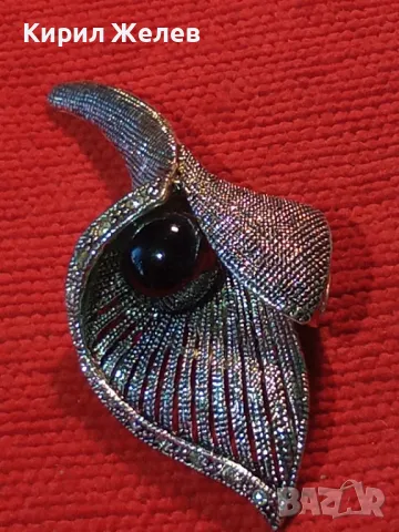 СТИЛНА ВИНТИДЖ АРТ ФЛОРАЛНА МЕДНА БРОШКА с ФАСЕТИРАНИ КРИСТАЛИ и ЛАКИРАНА БЯЛА ПОЗЛАТА 45672, снимка 14 - Други - 46233225