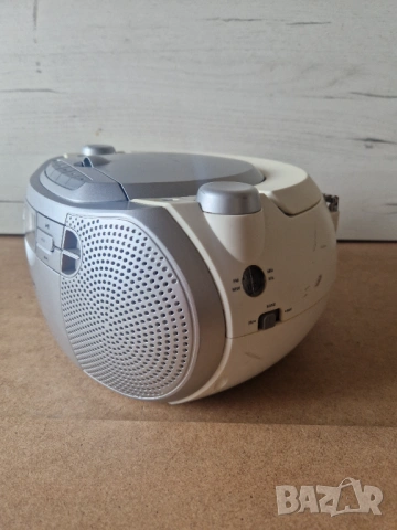 Philips AZ1027/12, снимка 6 - Радиокасетофони, транзистори - 53490975