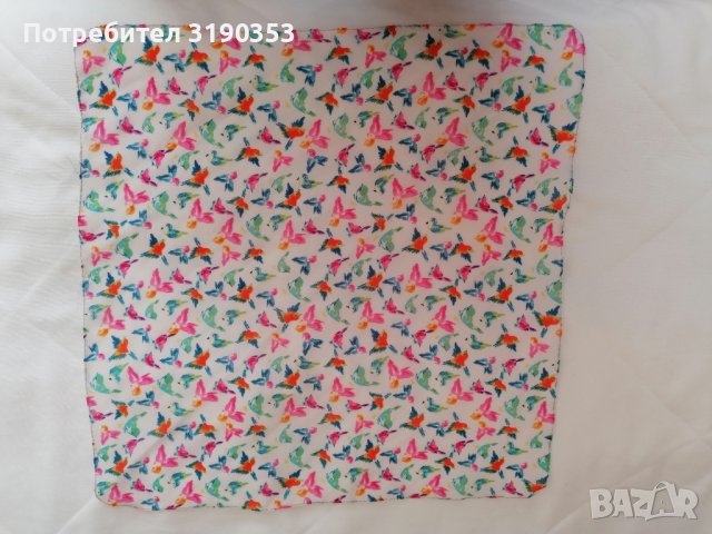 Дамско фишу, снимка 2 - Шалове - 38604633