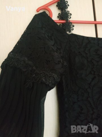 Красива нежна рокля плисе и дантела, снимка 3 - Рокли - 43351920