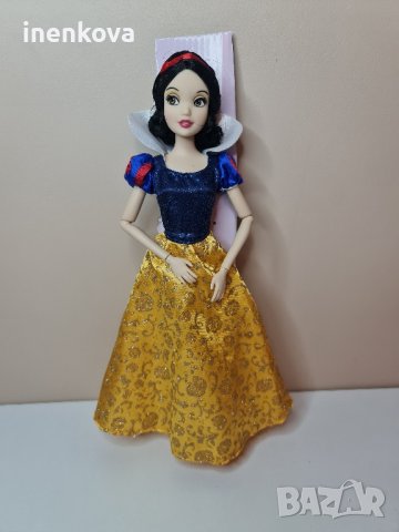 Оригинална кукла Снежанка и седемте джуджета - чупещи стави - Дисни Стор Disney Store нова без кутия, снимка 8 - Кукли - 39147634