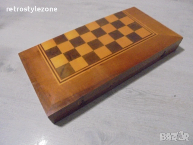 № 8482 Стар комплект - шах и табла, снимка 8 - Други ценни предмети - 51638490