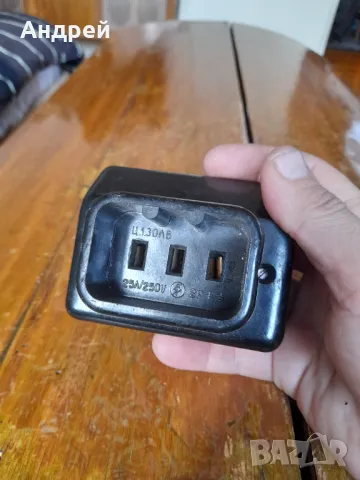 Стар щепсел и контакт 25А, снимка 7 - Други ценни предмети - 49212659