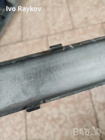 Лаисна , предна броня ,Парктроник за BMW 5 E39 , 51127005931L, снимка 9 - Части - 49961148