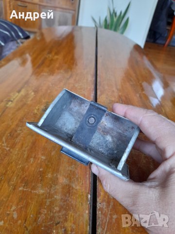 Стар автомобилен пепелник #3, снимка 5 - Други ценни предмети - 39341039