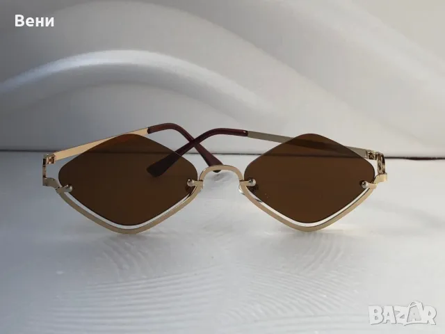 Топ модел дамски слънчеви очила колекция /2025/, снимка 12 - Слънчеви и диоптрични очила - 50416464