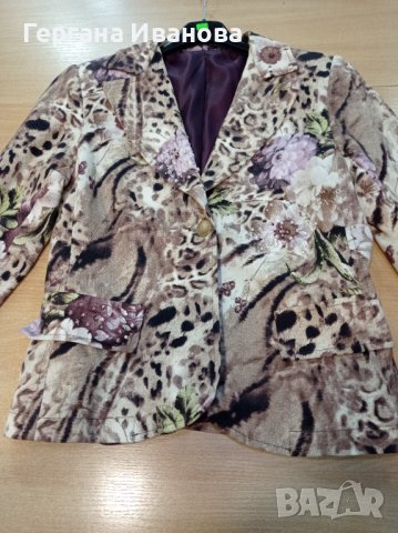 Дамско сако, снимка 8 - Сака - 43329144