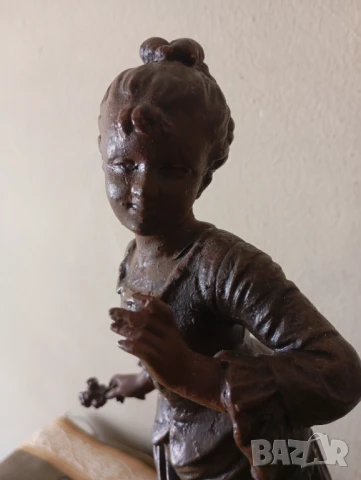 Стара статуетка, снимка 2 - Статуетки - 50970245