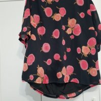 красива лятна цветна блуза с подплата, снимка 1 - Корсети, бюстиета, топове - 33045649