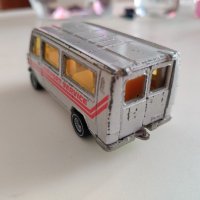 Метална количка Siku Mercedes 208 Bus 1:55, снимка 3 - Колекции - 39539737