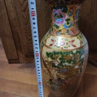Красива китайска ваза , снимка 1 - Вази - 38486467