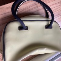 Lacoste оригинална дамска жълта чанта от PVC, снимка 11 - Чанти - 18393840