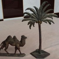 Оловни фигури, палма и камила, снимка 3 - Колекции - 26520563