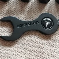 Черни метални капачки за вентили Motorsports с ключодържател с емблеми на Мерцедес бенц кола джип, снимка 3 - Аксесоари и консумативи - 37227998
