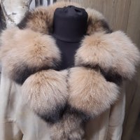 Yves Salomon дамско палто от естествена кожа размер 42, снимка 2 - Якета - 43669031