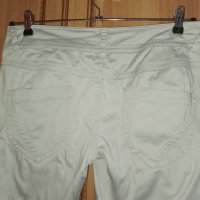 Дамски панталон прав крачол цвят слонова кост, лъскавина, снимка 5 - Панталони - 40839324