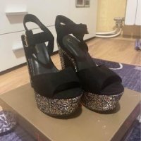 Дамски брокатени сандали , снимка 2 - Дамски елегантни обувки - 39492598