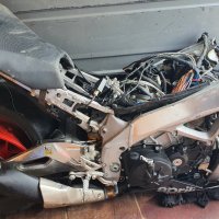 Катастрофирал APRILIA RSV4 RR 1100 2019 g.На Части, снимка 2 - Мотоциклети и мототехника - 37016378