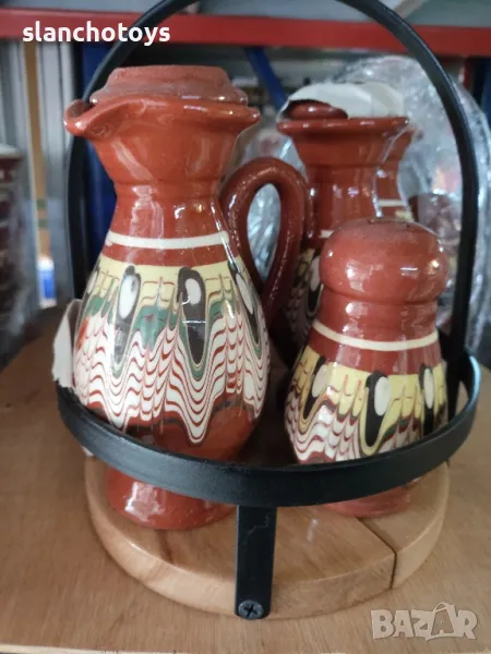 Оливерник,троянска керамика, снимка 1