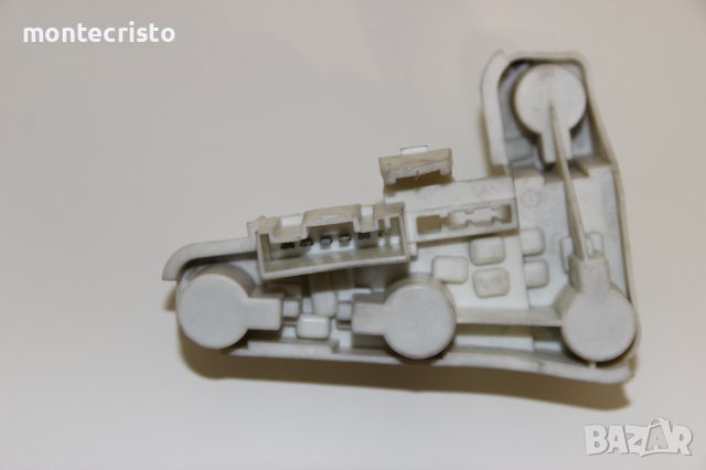 Дясна платка стоп BMW E90 седан Serie 3 (2004-2008г.) десен ламподържач, снимка 2 - Части - 43127450