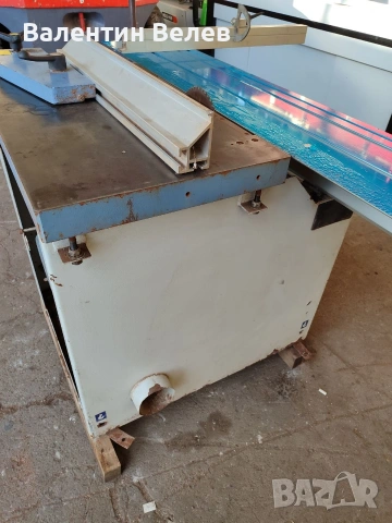 циркуляр за масив с чисто нова карета 1600мм.мотор 4 kw.без подрезвач, снимка 16 - Други машини и части - 53516700