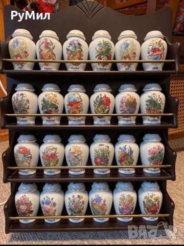 Порцеланови съдове за подправки с оригинална етажерка на "Crestley Collection", снимка 2 - Кутии за съхранение - 40205408