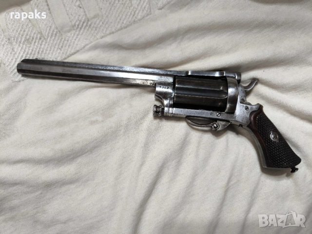 Малък револвер, пиперница. Пистолет, салонен пищак, пищов 
